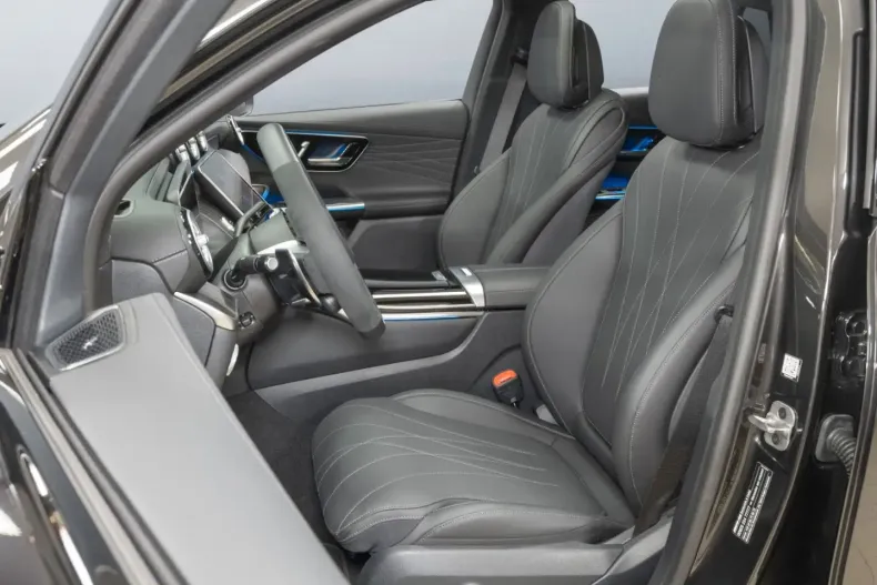 Mercedes-Benz GLC 63 AMG din 2024 cu 5.519 km - oferta MER154140 - foto 14