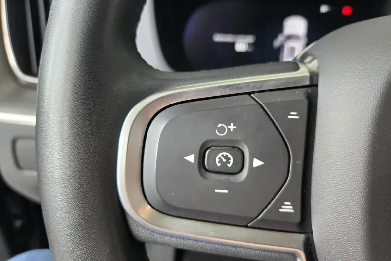 Volvo XC60 din 2023 cu 27.000 km - oferta VOL154142 - foto 13