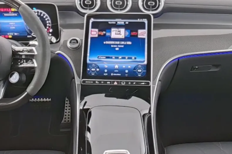 Mercedes-Benz GLC 63 AMG din 2024 cu 17.490 km - oferta MER154144 - foto 6