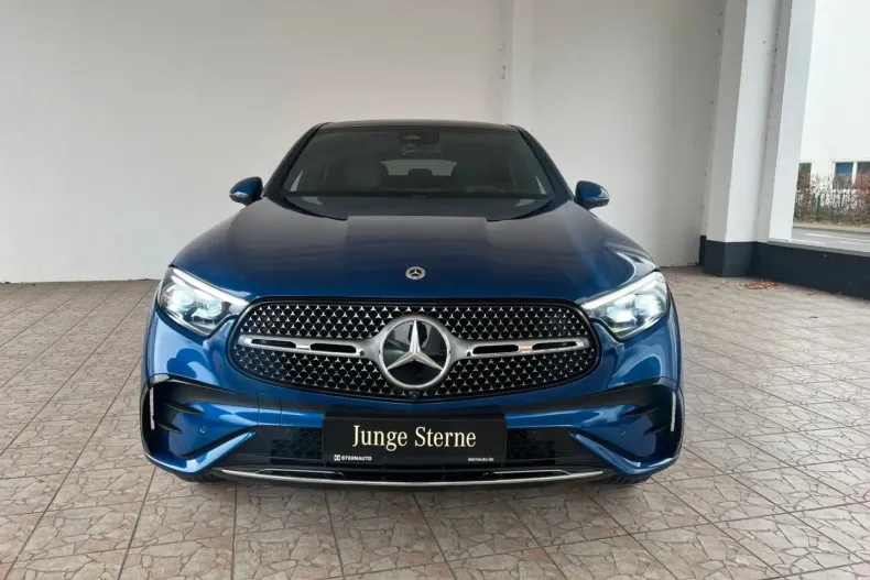 Mercedes-Benz GLC 400 din 2024 cu 7.981 km - oferta MER154147 - foto 3