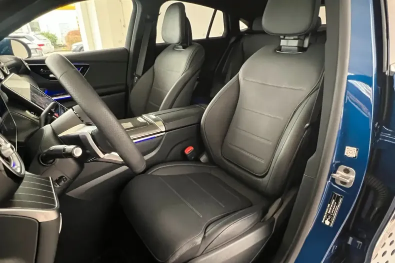 Mercedes-Benz GLC 400 din 2024 cu 7.981 km - oferta MER154147 - foto 9