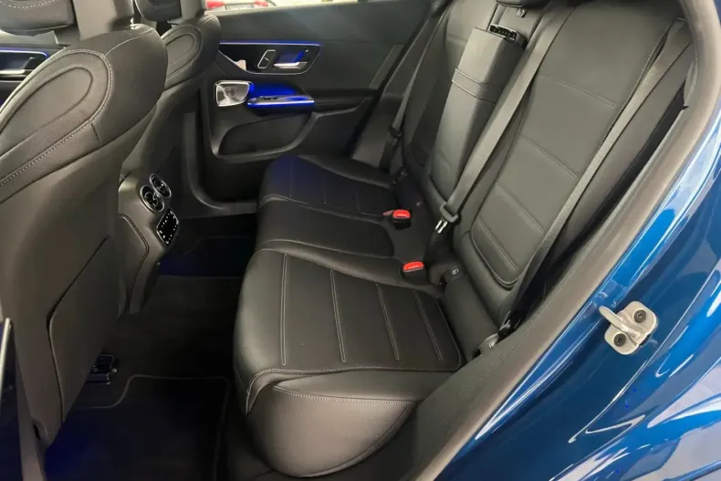 Mercedes-Benz GLC 400 din 2024 cu 7.981 km - oferta MER154147 - foto 16