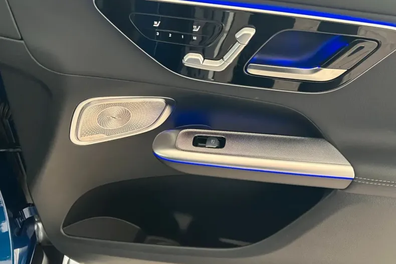 Mercedes-Benz GLC 400 din 2024 cu 7.981 km - oferta MER154147 - foto 24