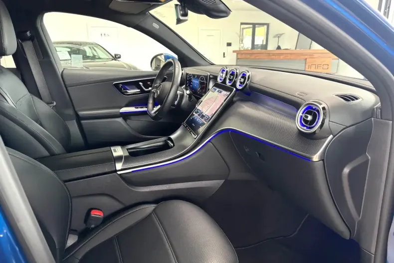 Mercedes-Benz GLC 450 din 2024 cu 13.800 km - oferta MER154149 - foto 9