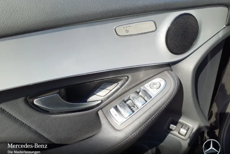 Mercedes-Benz GLC 300 din 2021 cu 87.613 km - oferta MER154154 - foto 14