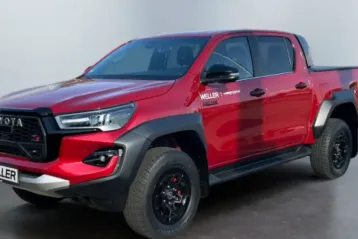 Toyota Hilux din 2025 - oferta TOY154157