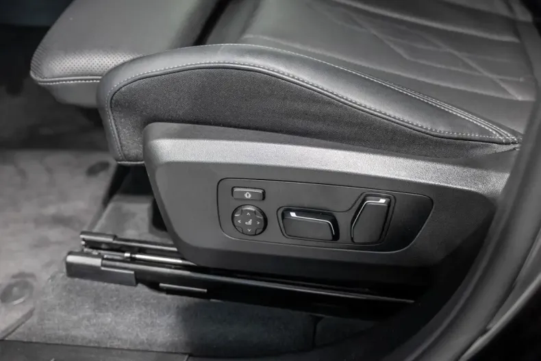 BMW X3 M50 din 2024 cu 25.193 km - oferta BMW154159 - foto 19