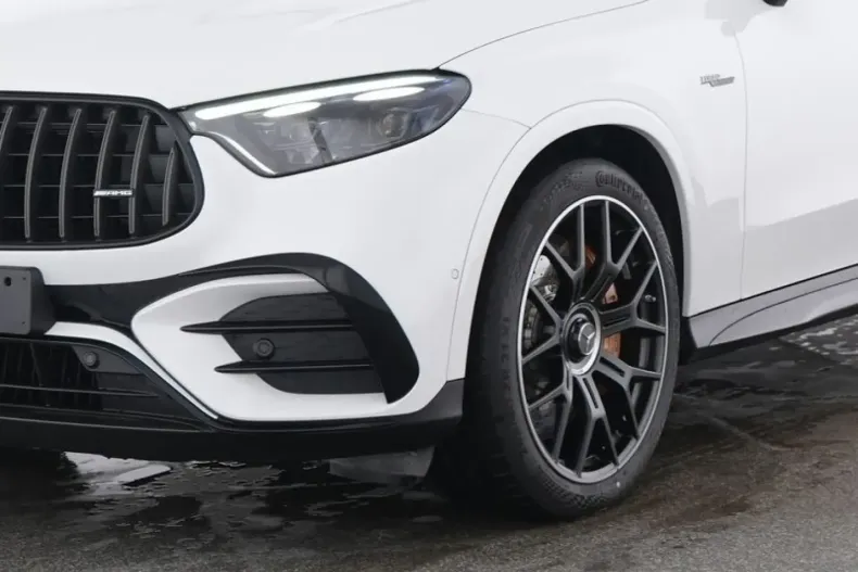 Mercedes-Benz GLC 63 AMG din 2024 cu 11.438 km - oferta MER154170 - foto 2