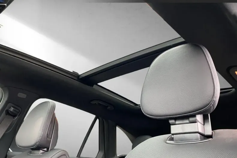 Mercedes-Benz GLC 43 AMG din 2024 cu 15.890 km - oferta MER154173 - foto 10