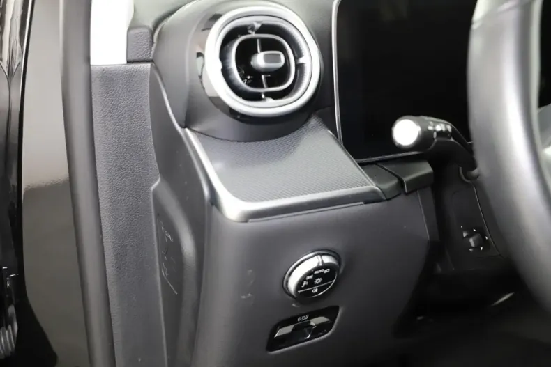 Mercedes-Benz GLC 200 din 2024 cu 60.000 km - oferta MER154180 - foto 6