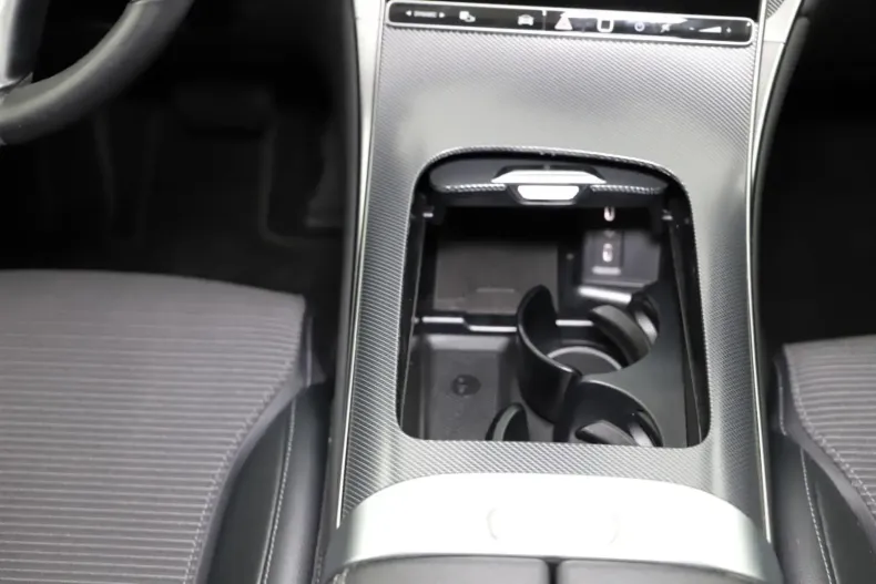 Mercedes-Benz GLC 200 din 2024 cu 60.000 km - oferta MER154180 - foto 7