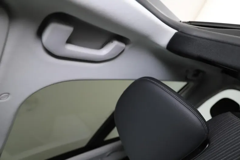 Mercedes-Benz GLC 200 din 2024 cu 60.000 km - oferta MER154180 - foto 14