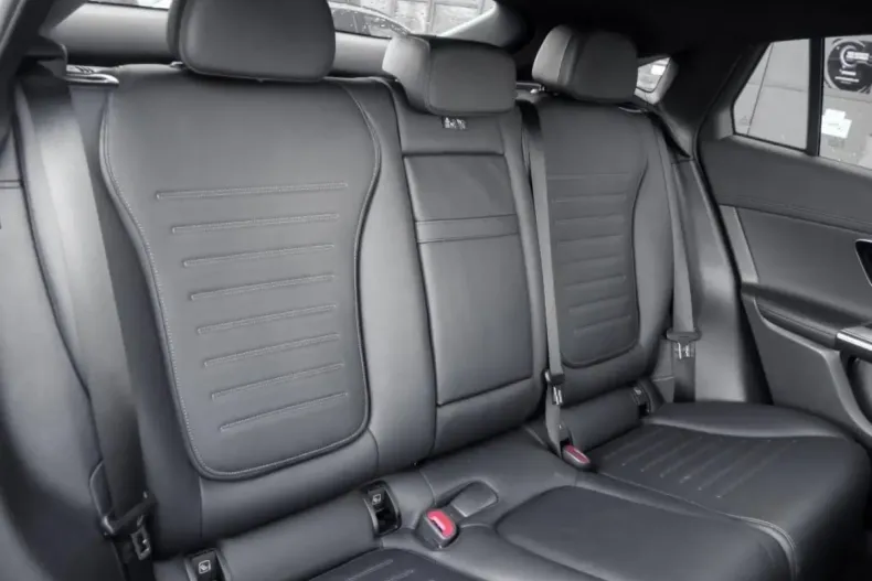 Mercedes-Benz GLC 300 din 2025 cu 11.020 km - oferta MER154190 - foto 6