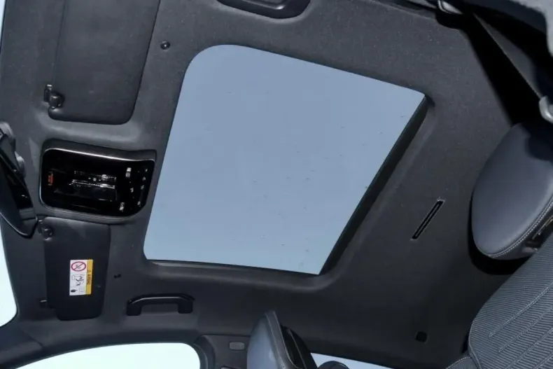 Mercedes-Benz GLC 300 din 2025 cu 11.020 km - oferta MER154190 - foto 10