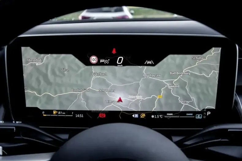 Mercedes-Benz GLC 300 din 2025 cu 11.020 km - oferta MER154190 - foto 13