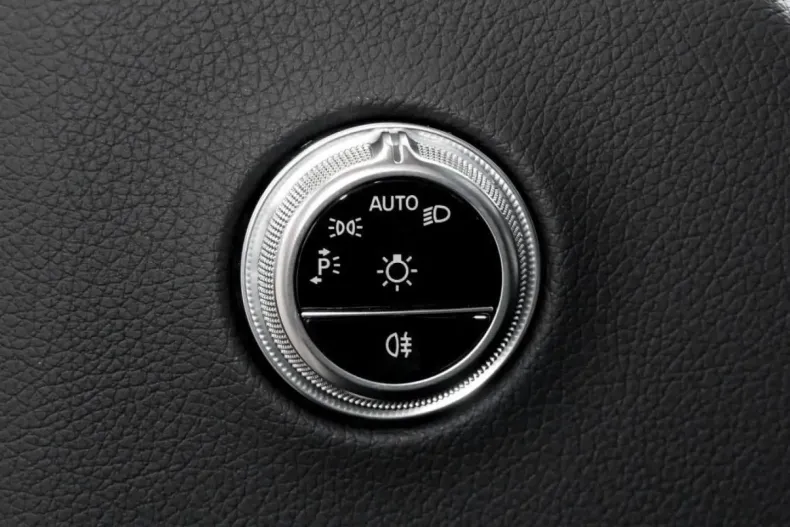 Mercedes-Benz GLC 300 din 2025 cu 11.020 km - oferta MER154190 - foto 16