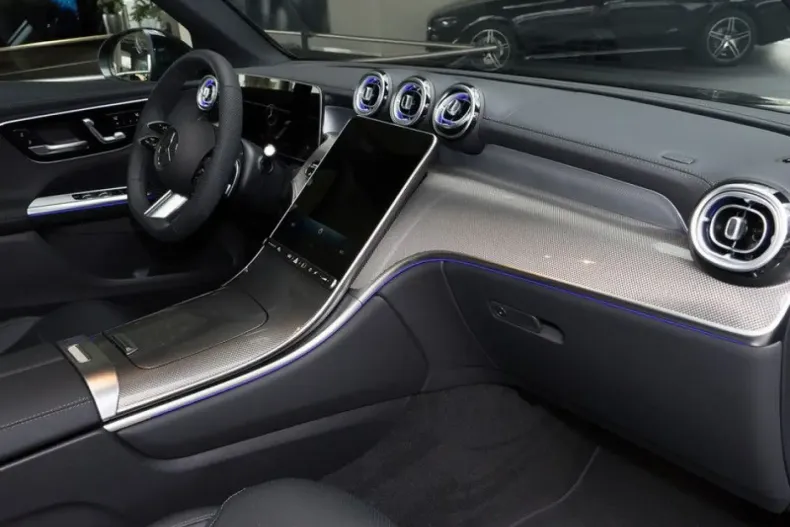 Mercedes-Benz GLC 300 din 2025 cu 15.224 km - oferta MER154193 - foto 6