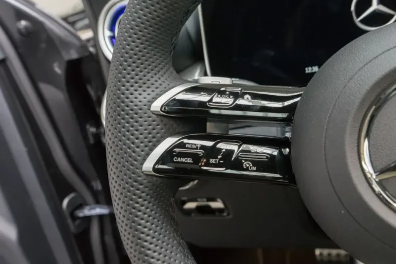 Mercedes-Benz GLC 300 din 2025 cu 15.224 km - oferta MER154193 - foto 11