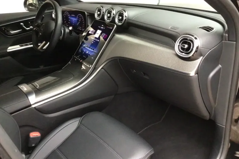 Mercedes-Benz GLC 300 din 2024 cu 15.132 km - oferta MER154194 - foto 9