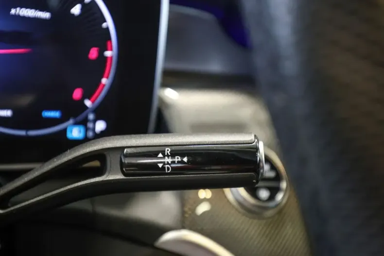 Mercedes-Benz GLC 300 din 2023 cu 39.903 km - oferta MER154195 - foto 17