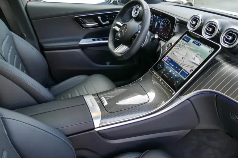 Mercedes-Benz GLC 300 din 2025 cu 22.041 km - oferta MER154197 - foto 3