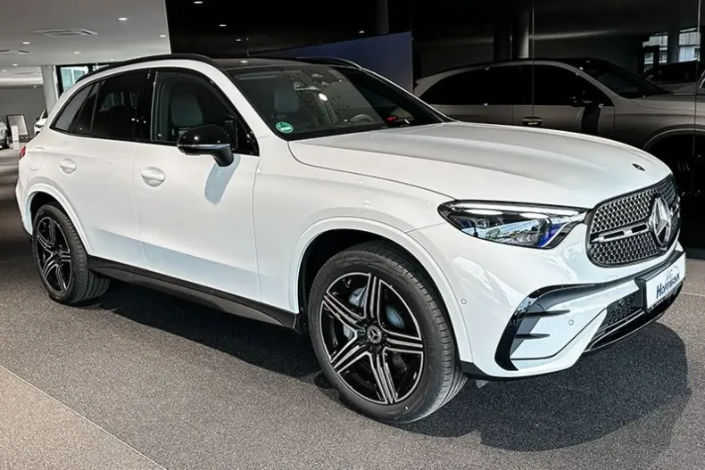 Mercedes-Benz GLC 300 din 2024 cu 18.619 km - oferta MER154202 - foto 3