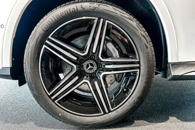 Mercedes-Benz GLC 300 din 2024 cu 18.619 km - oferta MER154202 - foto 5