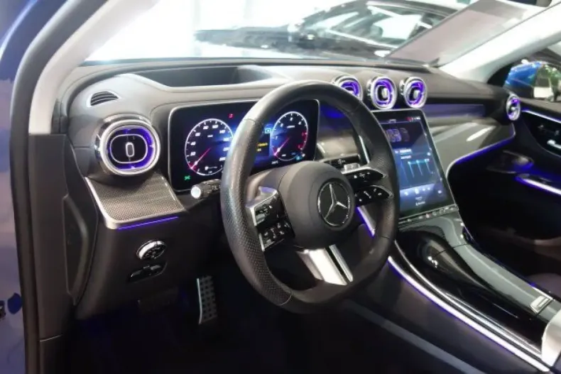 Mercedes-Benz GLC 300 din 2024 cu 29.987 km - oferta MER154203 - foto 10