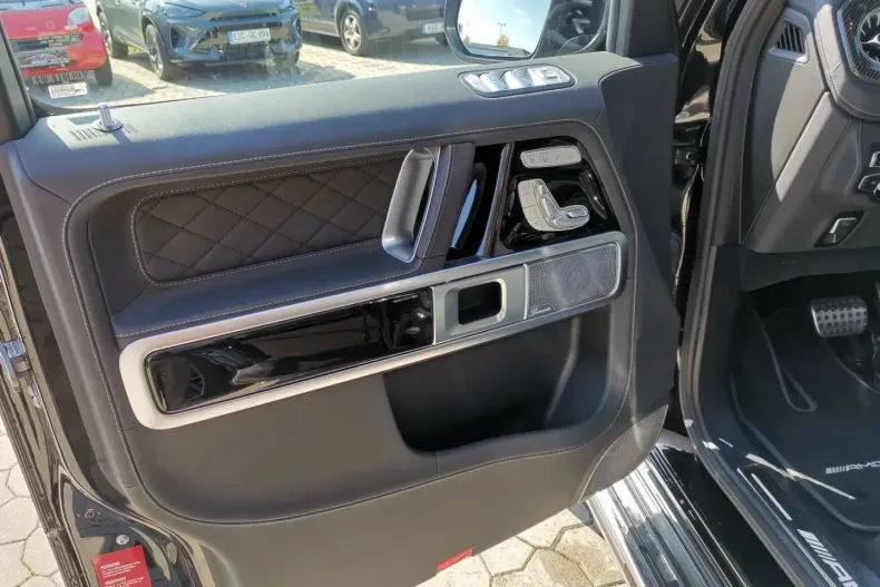 Mercedes-Benz G 63 AMG din 2023 cu 22.800 km - oferta MER154207 - foto 6