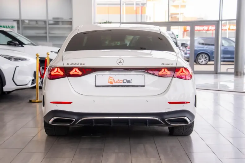 Mercedes-Benz E 300 din 2024 cu 25.000 km - oferta MER154210 - foto 6