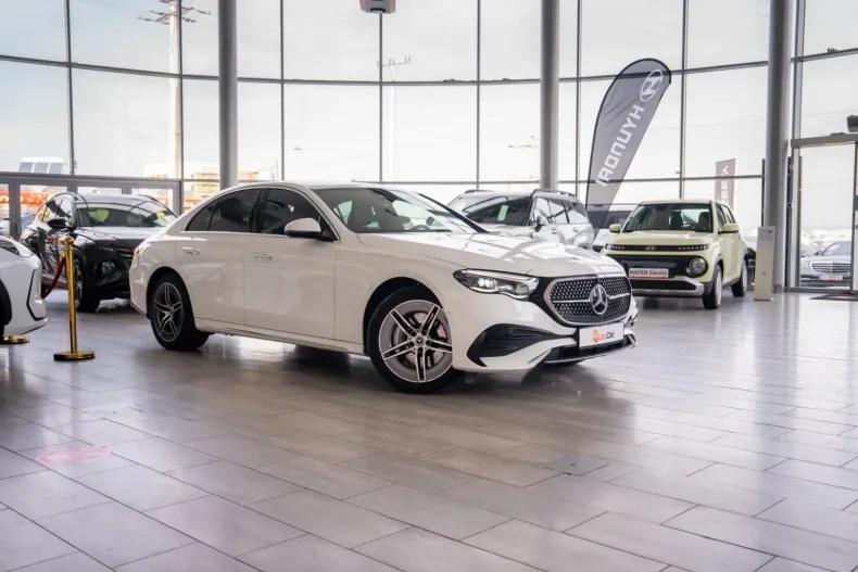 Mercedes-Benz E 300 din 2024 cu 25.000 km - oferta MER154210 - foto 25