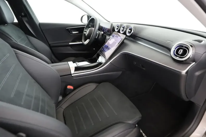 Mercedes-Benz C 300 din 2024 cu 5.936 km - oferta MER154214 - foto 16