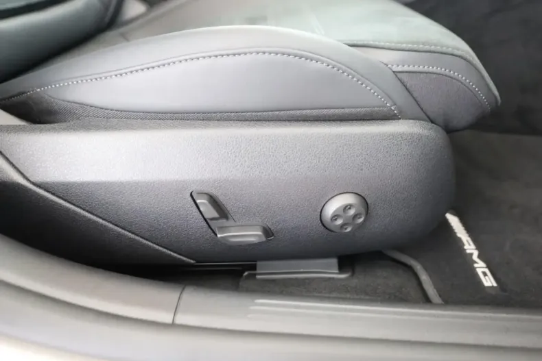 Mercedes-Benz C 300 din 2024 cu 5.936 km - oferta MER154214 - foto 17