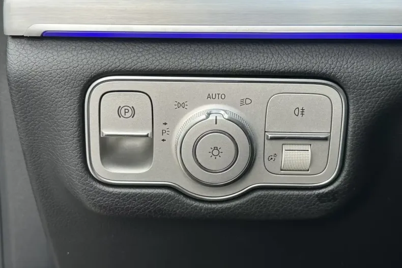 Mercedes-Benz GLE 400 din 2023 cu 21.220 km - oferta MER154215 - foto 22