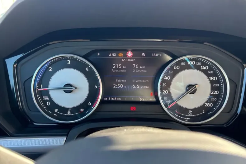 Volkswagen Touareg din 2021 cu 49.900 km - oferta VOL154227 - foto 18