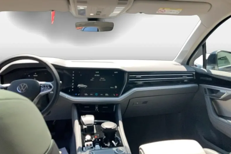 Volkswagen Touareg din 2023 cu 33.700 km - oferta VOL154228 - foto 9