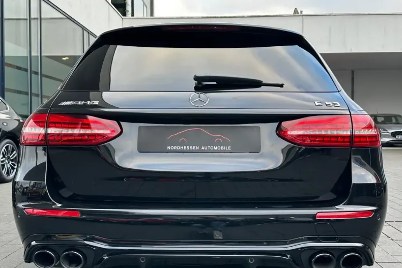 Mercedes-Benz E 53 AMG din 2021 cu 46.853 km - oferta MER154230 - foto 7