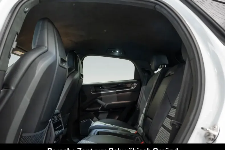 Porsche Cayenne din 2024 cu 29.080 km - oferta POR154232 - foto 7