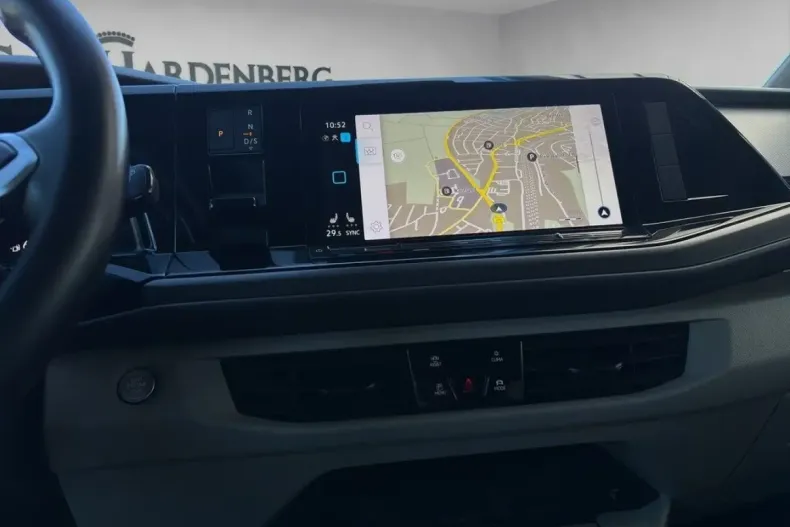 Volkswagen T7 Multivan din 2022 cu 71.111 km - oferta VOL154234 - foto 15