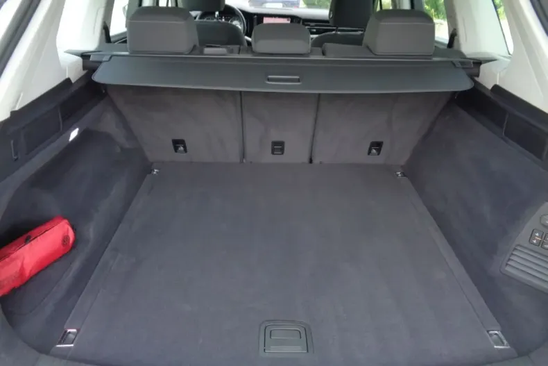 Volkswagen Touareg din 2021 cu 70.316 km - oferta VOL154236 - foto 11