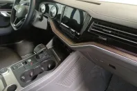 Volkswagen Touareg din 2021 cu 59.404 km - oferta VOL154240 - foto 13