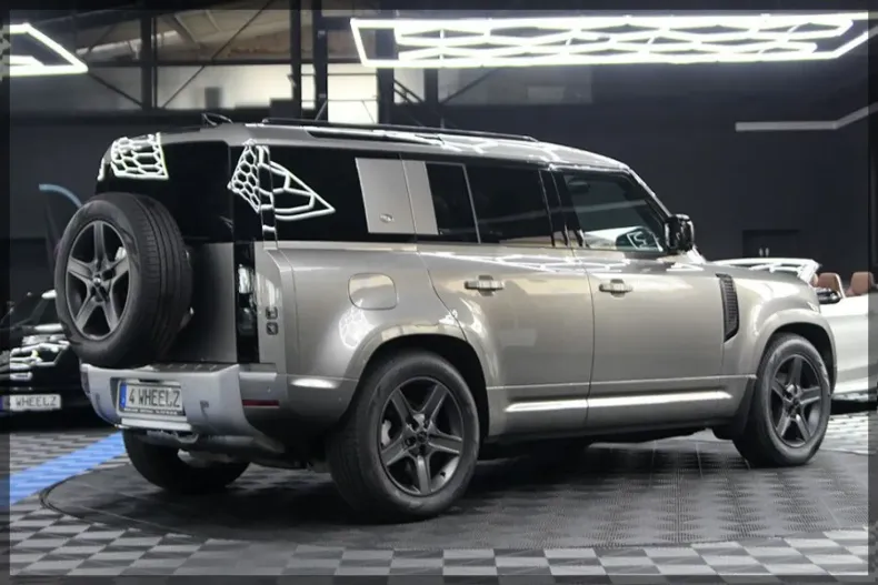 Land Rover Defender din 2022 cu 45.000 km - oferta LAN154242 - foto 5