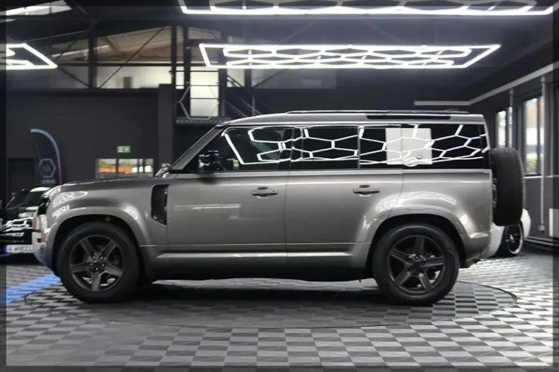 Land Rover Defender din 2022 cu 45.000 km - oferta LAN154242 - foto 8