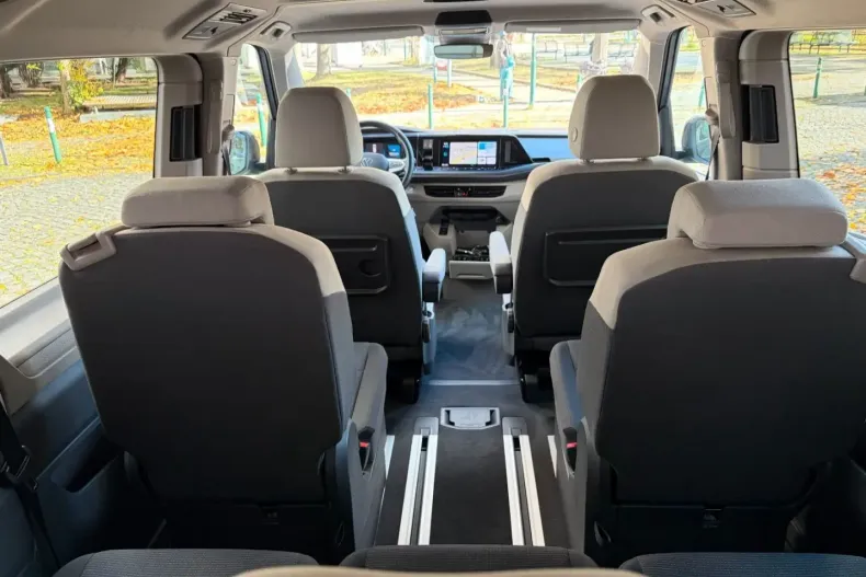 Volkswagen T7 Multivan din 2023 cu 74.300 km - oferta VOL154245 - foto 11