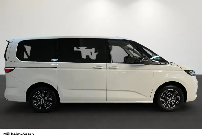 Volkswagen T7 Multivan din 2025 cu 16.900 km - oferta VOL154248 - foto 2