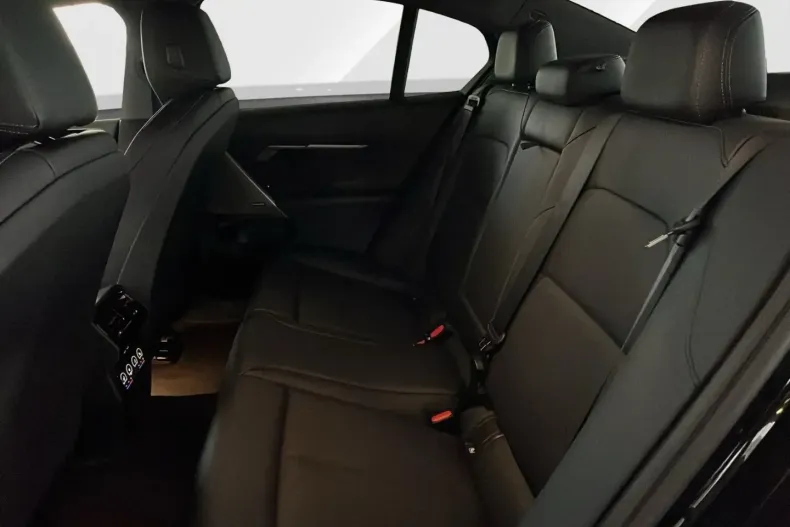 BMW 520 din 2024 cu 41.419 km - oferta BMW154251 - foto 11