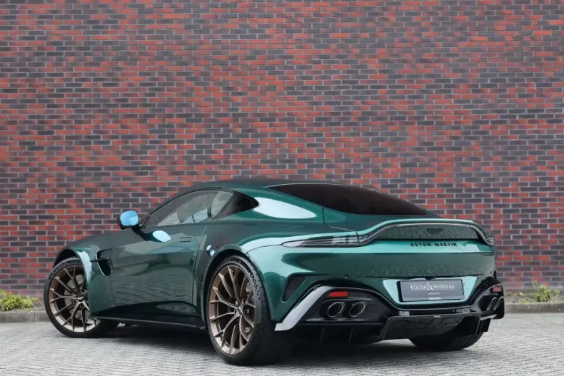 Aston Martin V8 Vantage din 2024 cu 3.089 km - oferta AST154255 - foto 2