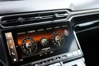 Aston Martin V8 Vantage din 2024 cu 3.089 km - oferta AST154255 - foto 21