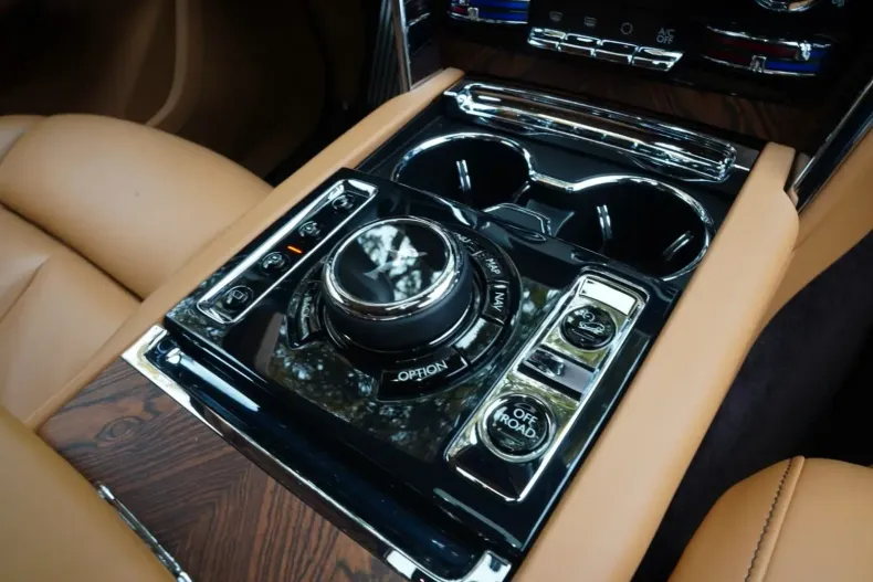 Rolls-Royce Cullinan din 2023 cu 34.500 km - oferta ROL154257 - foto 19