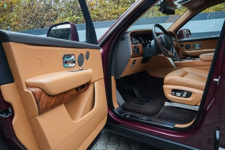 Rolls-Royce Cullinan din 2023 cu 34.500 km - oferta ROL154257 - foto 37